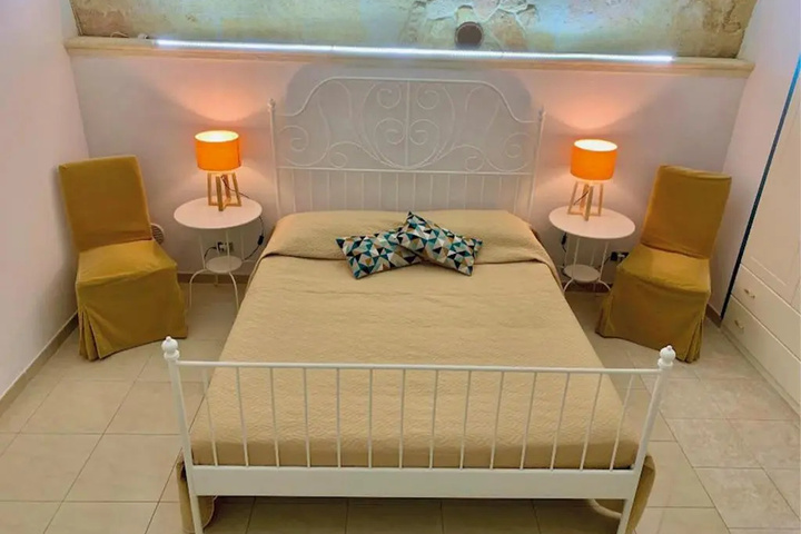 Room 5 of 21