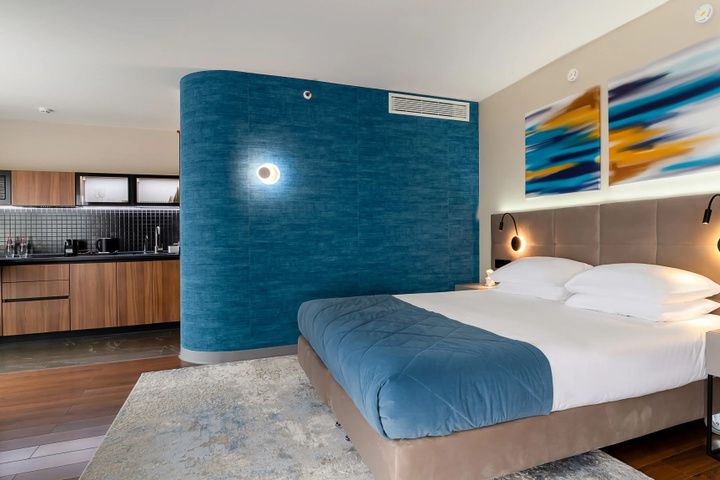 Room 21 of 24