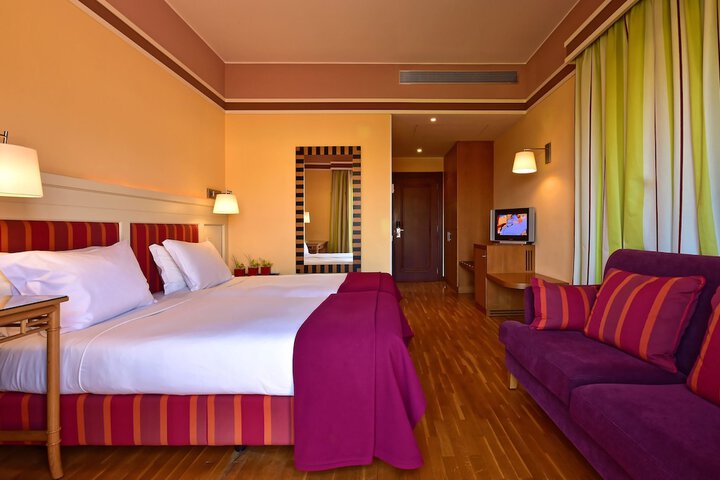 Room 21 of 63