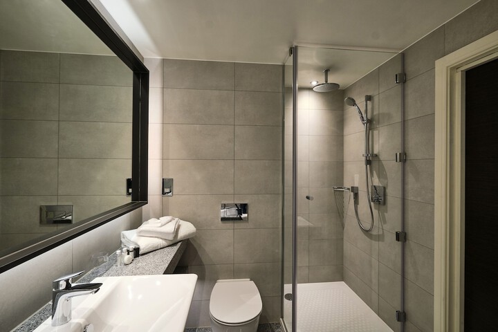 Room 45 of 64