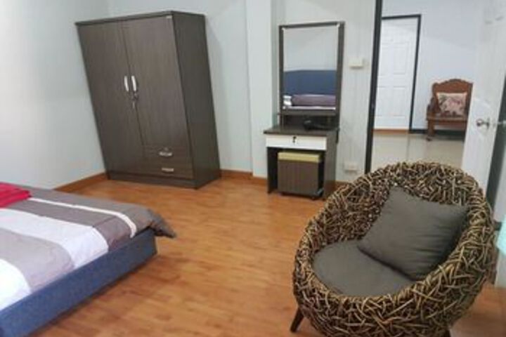 Room 38 of 43