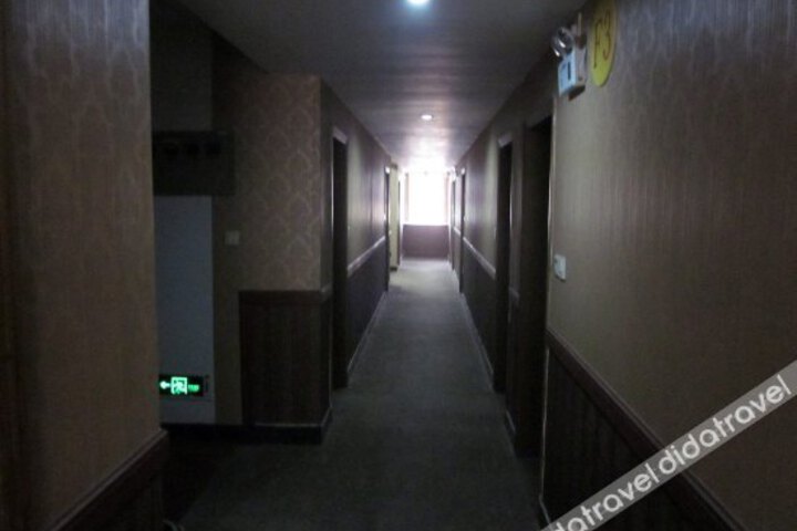 Longsheng Hotel