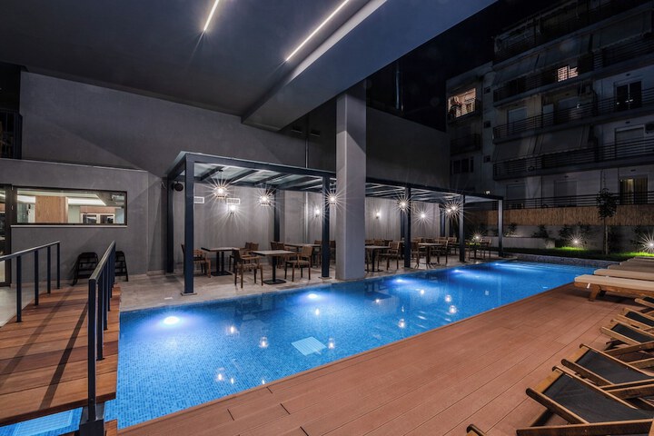 Pool 51 of 82