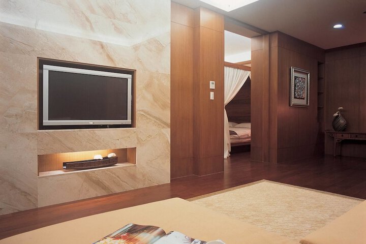 Room 26 of 50