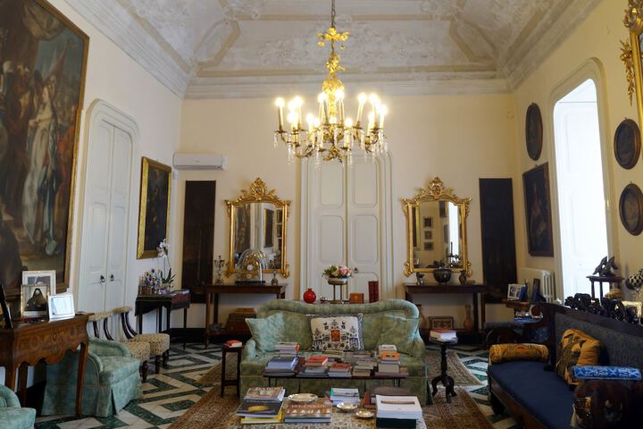 Room 21 of 59