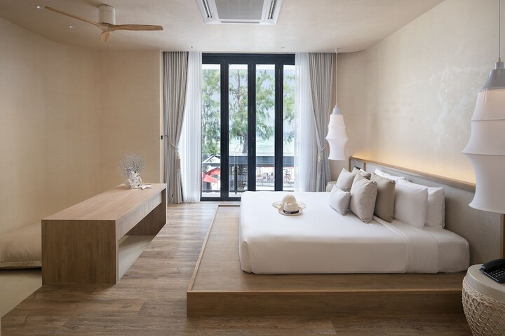 Room 92 of 225