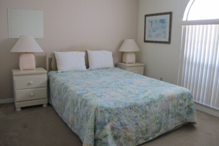 Room 7 of 26