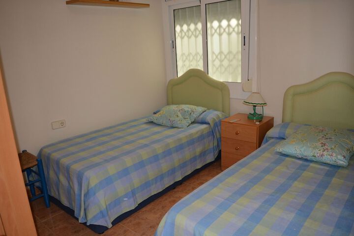 Room 2 of 28