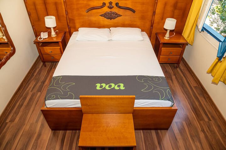Room 10 of 68