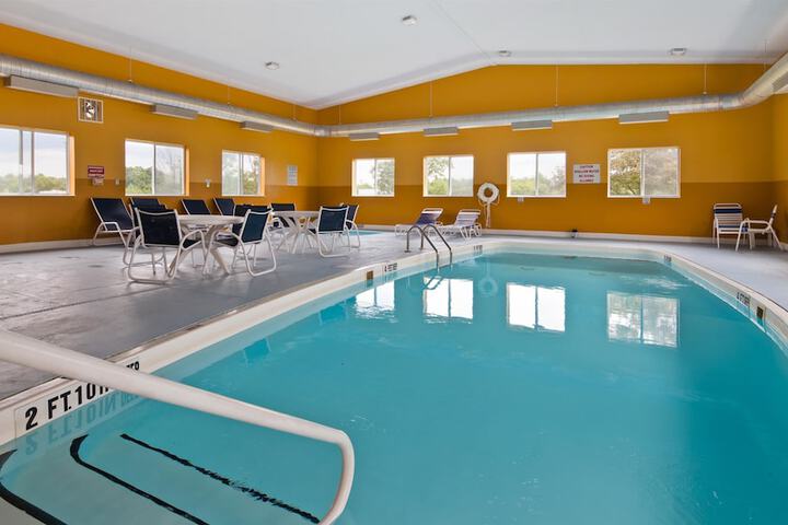 Best Western New Baltimore Inn - West Coxsackie Ny 12600 State Route 9w 12192