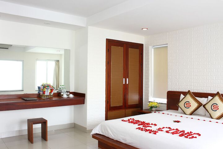 Room 25 of 101