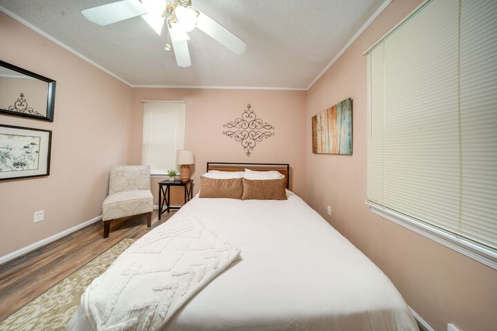 Room 2 of 24
