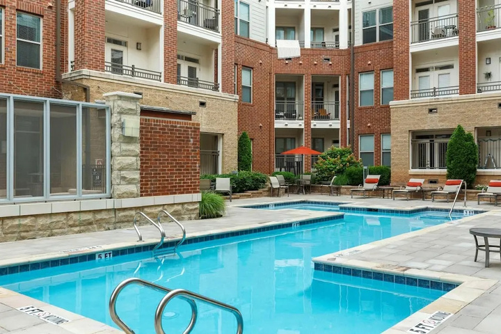 Pool 16 of 30