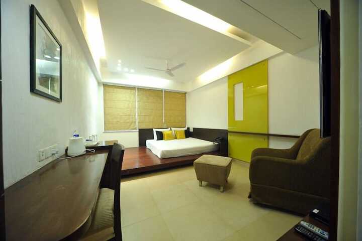 Room 19 of 62