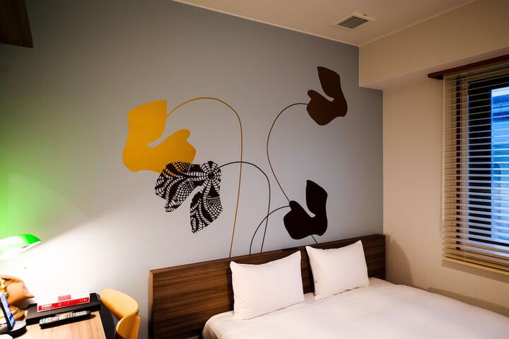Room 40 of 114