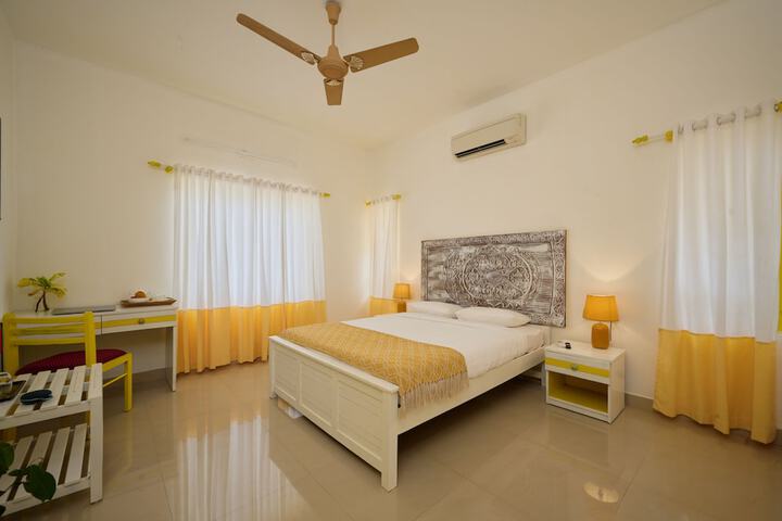 Room 10 of 53