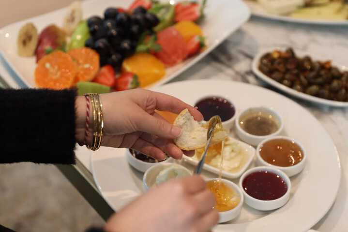 Breakfast/Coffee Service 55 of 85
