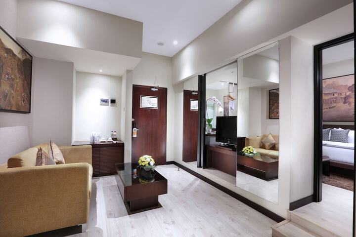 Room 11 of 52