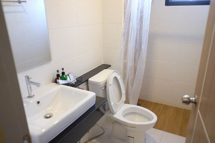 Room 14 of 22