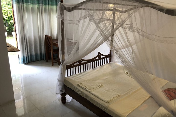 Room 17 of 42
