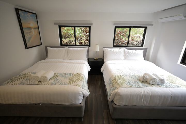 Room 6 of 62