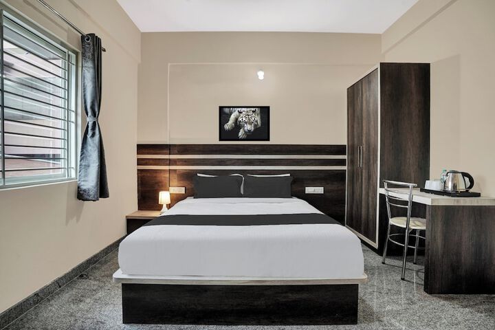 Room 18 of 33