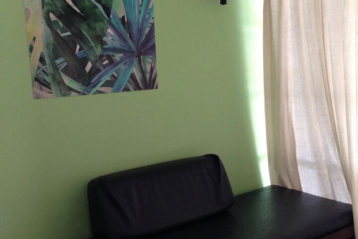 Room 17 of 33