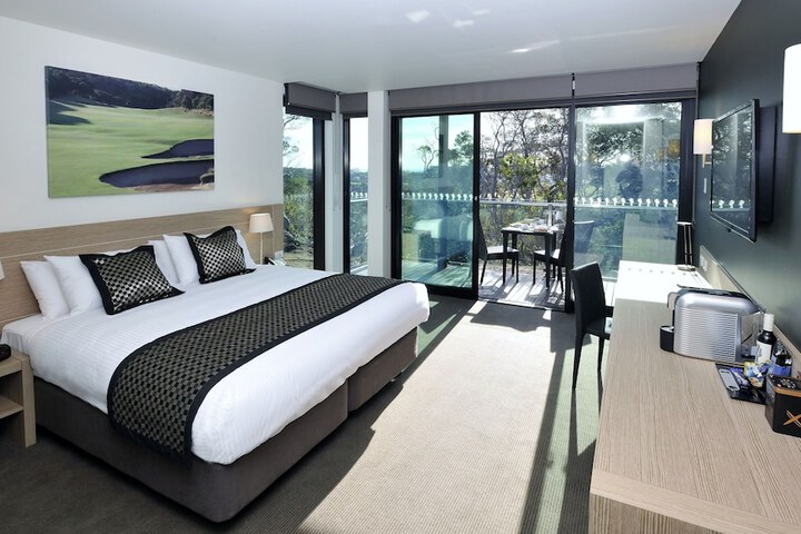 Room 3 of 61