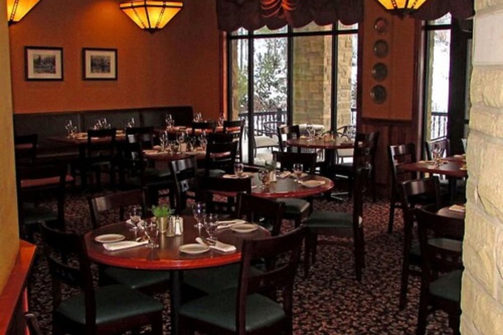 Dining 96 of 123