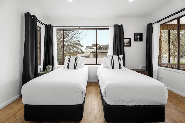 Room 20 of 94