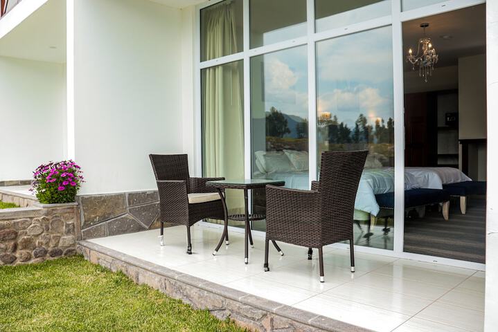 Terrace/Patio 32 of 65