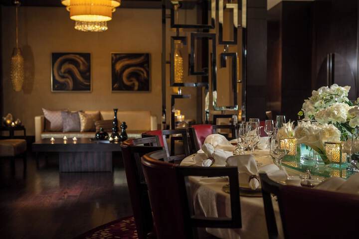 Dining 55 of 128