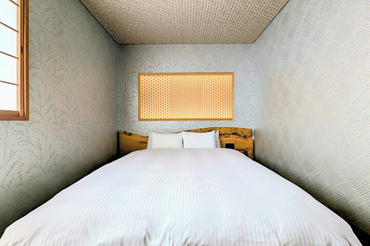 Room 66 of 138