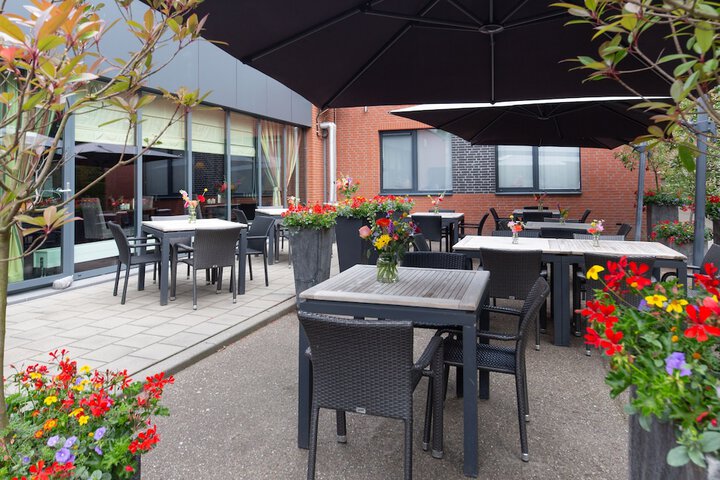 Terrace/Patio 32 of 33