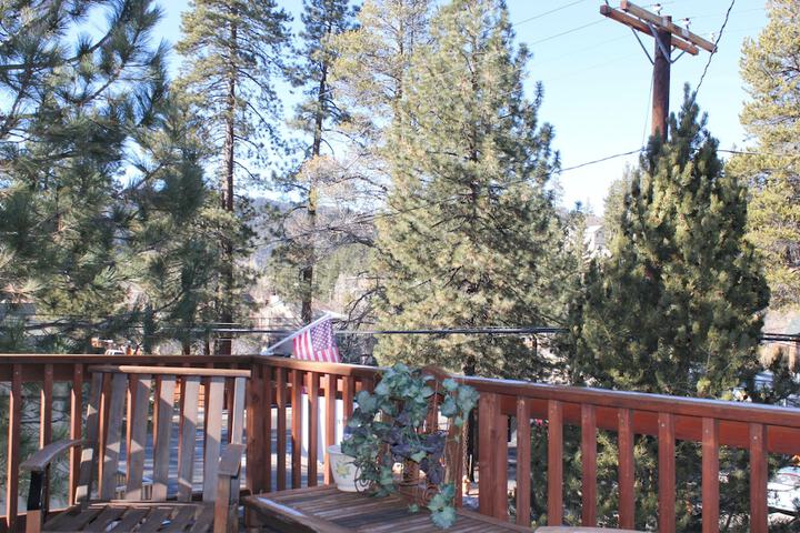 Sundeck 11 of 12