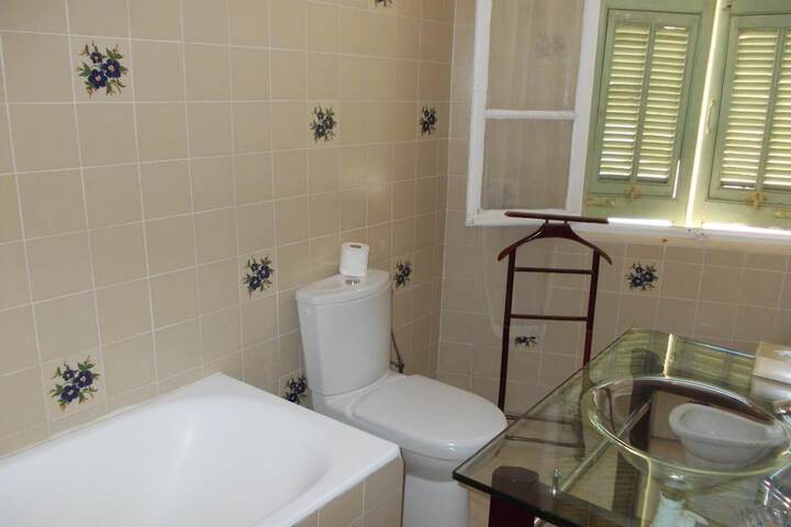 Clean Restrooms