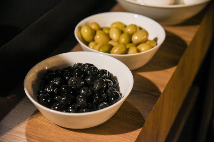 Dining 50 of 61