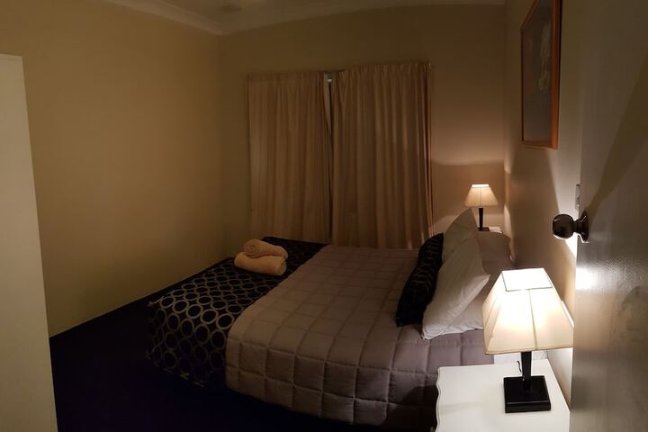 Room 9 of 21