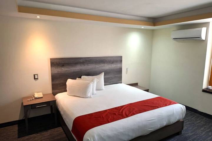Room 7 of 25