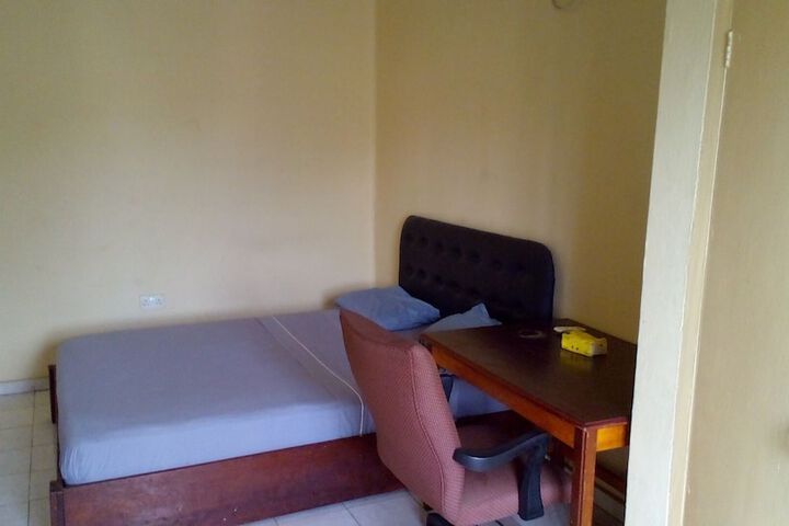 Room 4 of 22