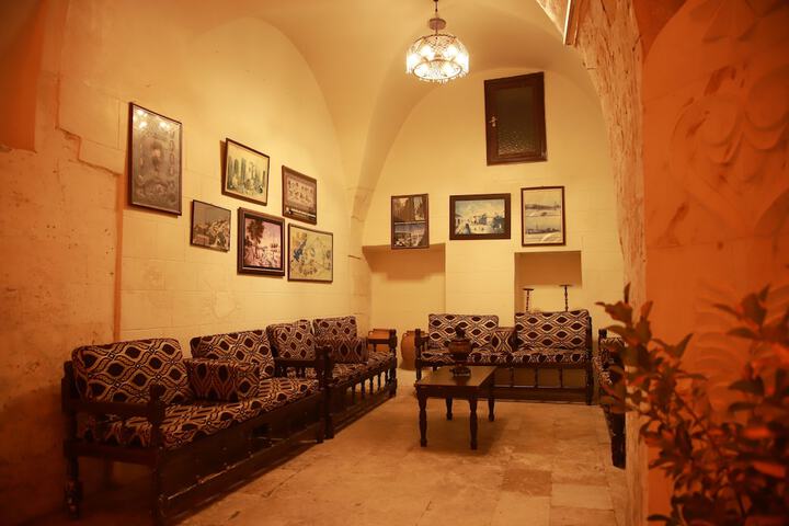 Hotel Interior 7 of 73
