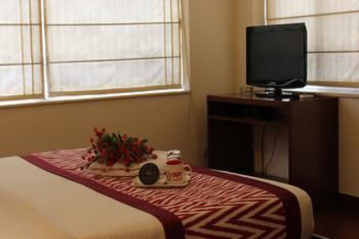 Room 15 of 28