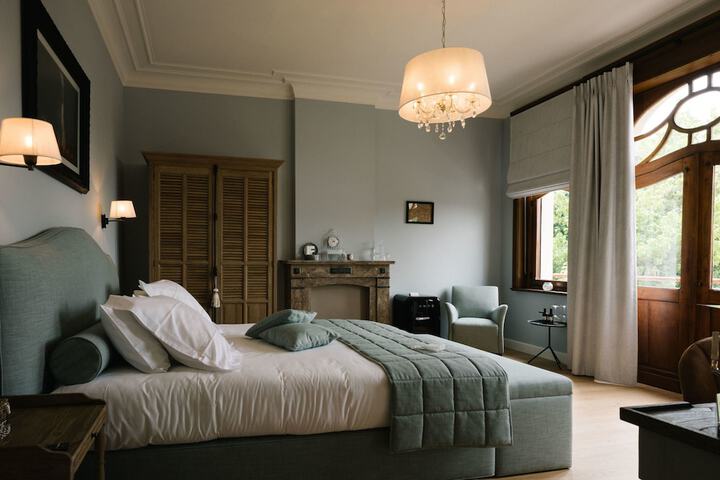 Room 7 of 50