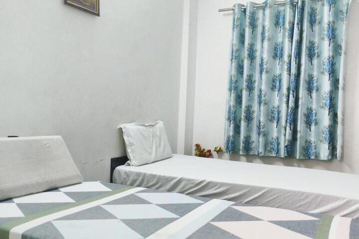 HAVEN HEIGHTS HOTEL NOIDA SECTOr 18