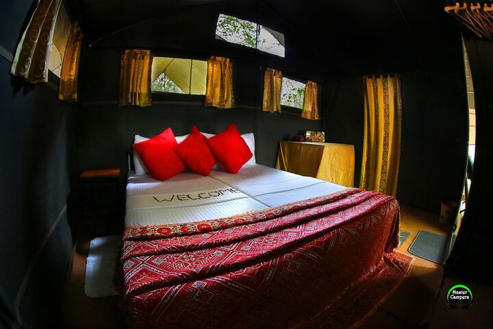Room 13 of 14