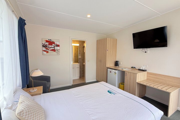 Room 16 of 61