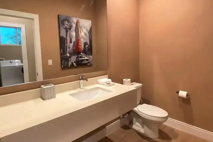 Room 7 of 21