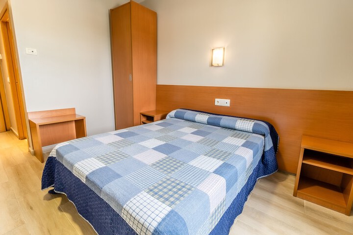 Room 8 of 44