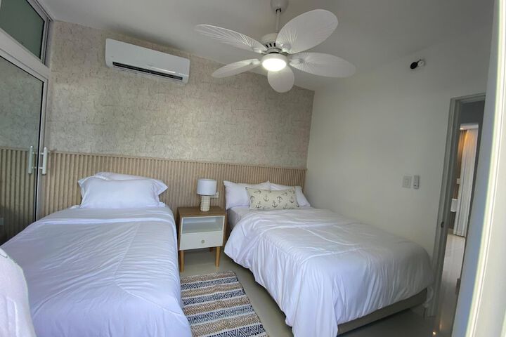Room 6 of 22