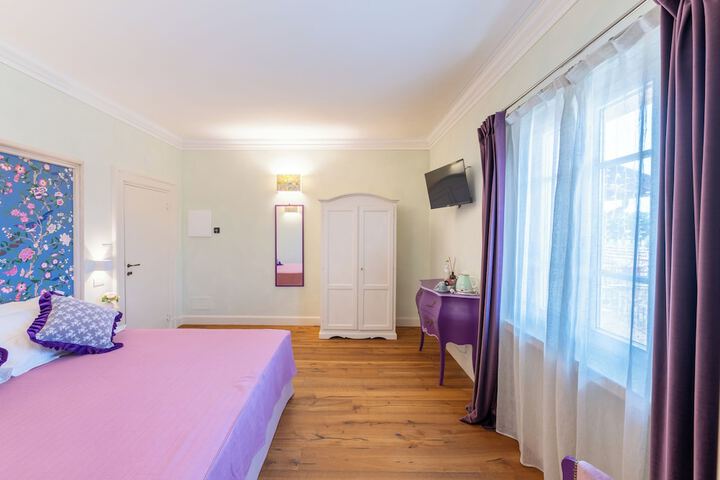 Room 26 of 72
